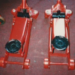 red hydraulic jacks repaired